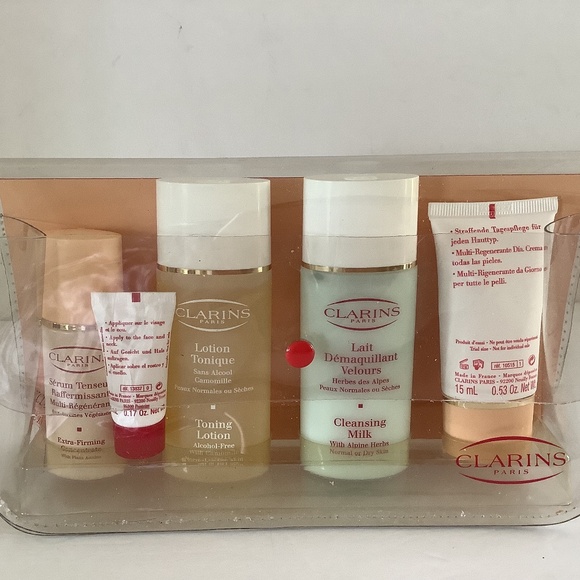 Clarins travel size skincare kit - Picture 1 of 6